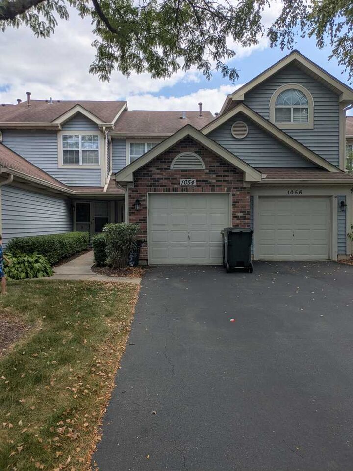 Property Photo:  1054 Rockport Drive 1  IL 60188 