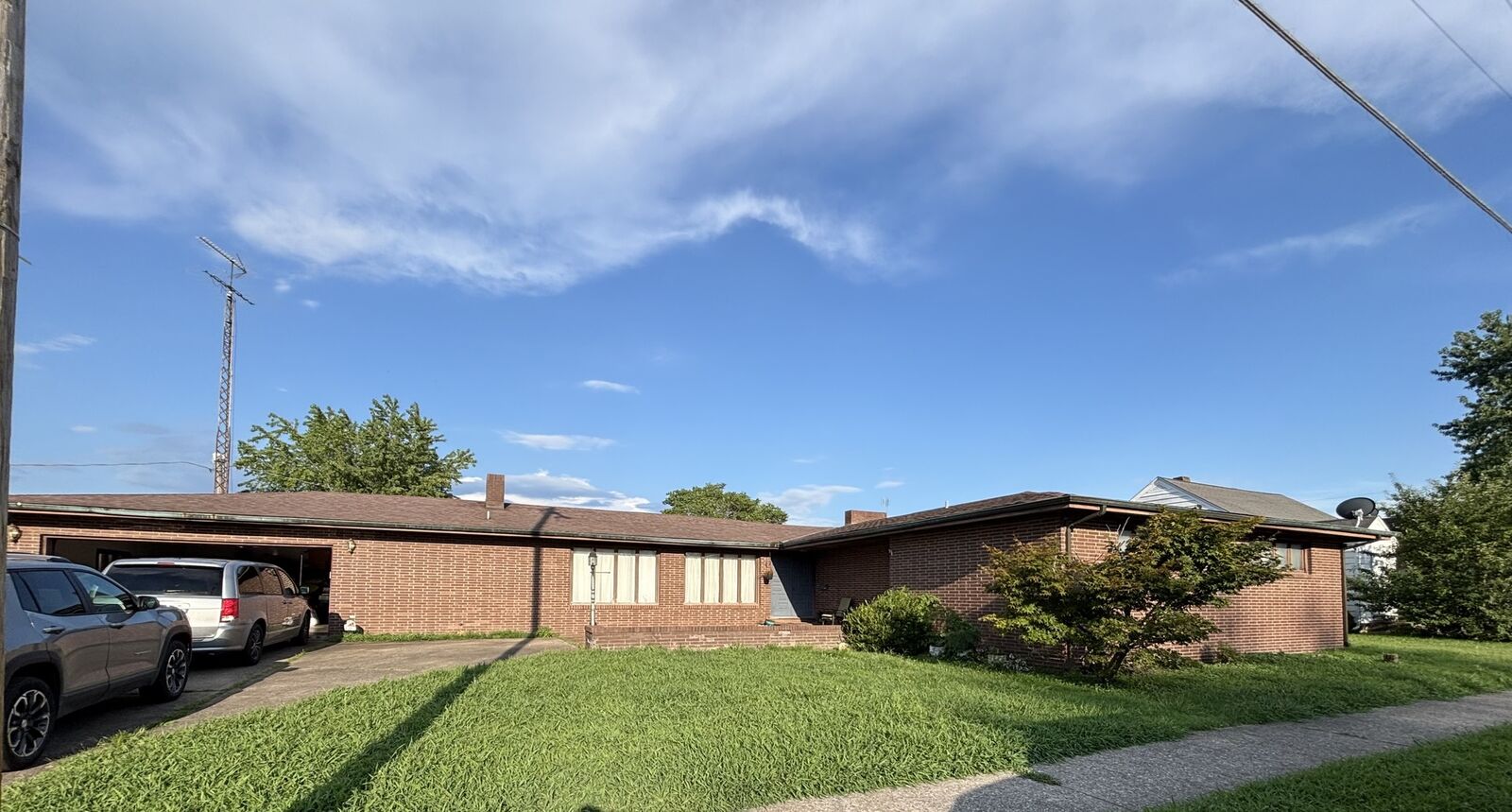Property Photo: 406 S Walnut Street IL 62274