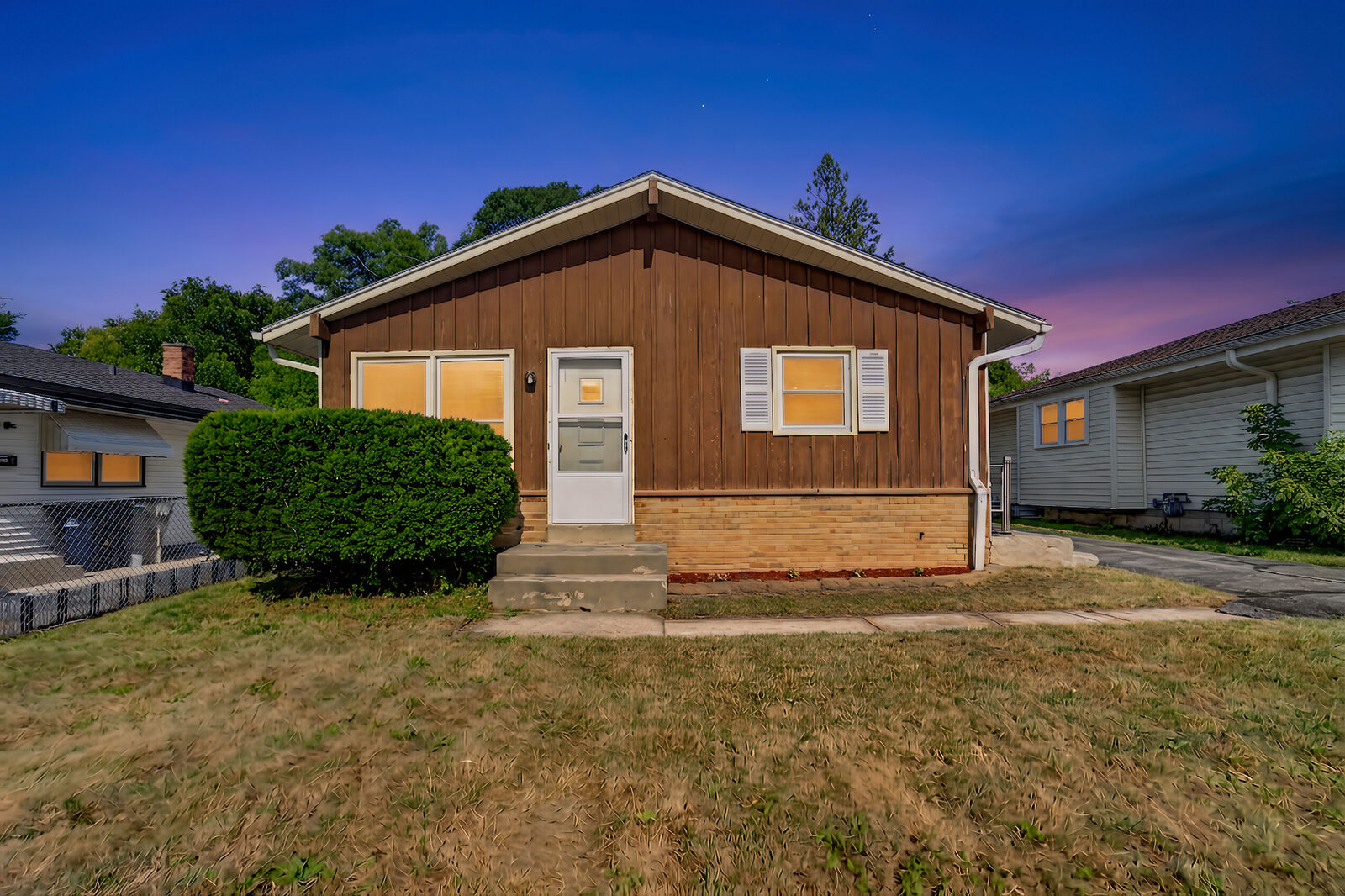 Property Photo:  6520 N 54 Street  WI 53223 