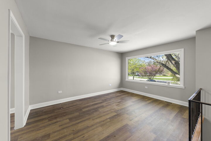 Property Photo:  3N607 Kenwood Avenue  IL 60185 
