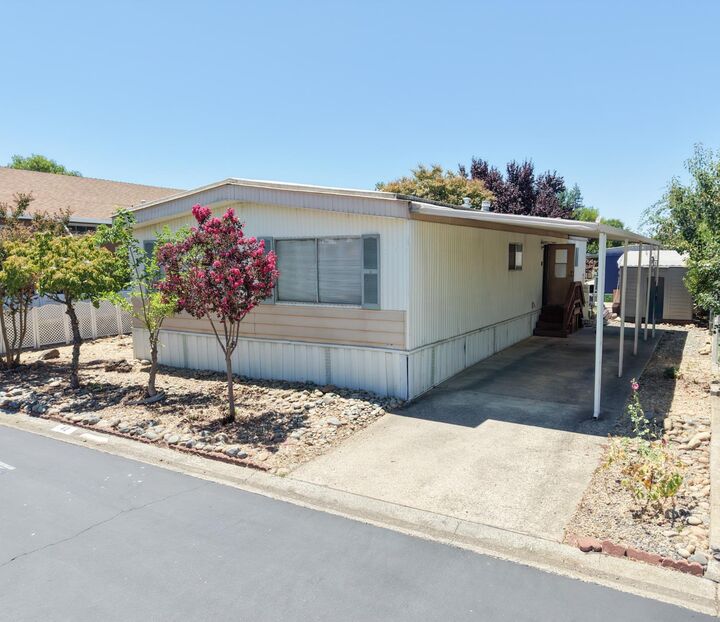 Property Photo: 42 Temple Dr. CA 95827