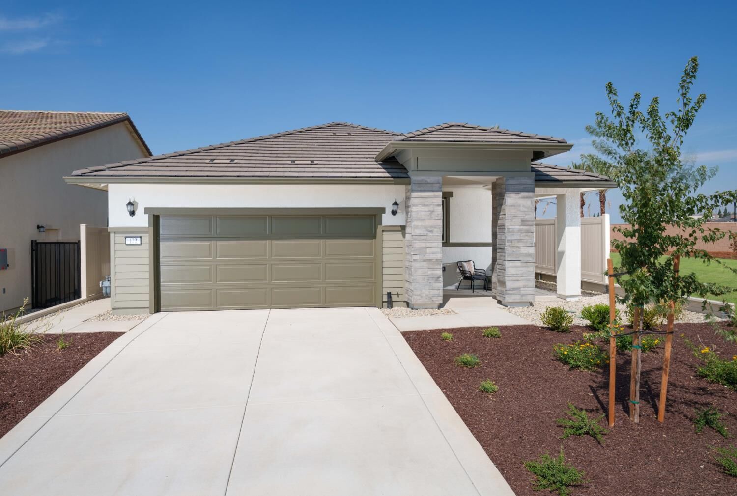 Property Photo: 2029 Oswego Street CA 95762