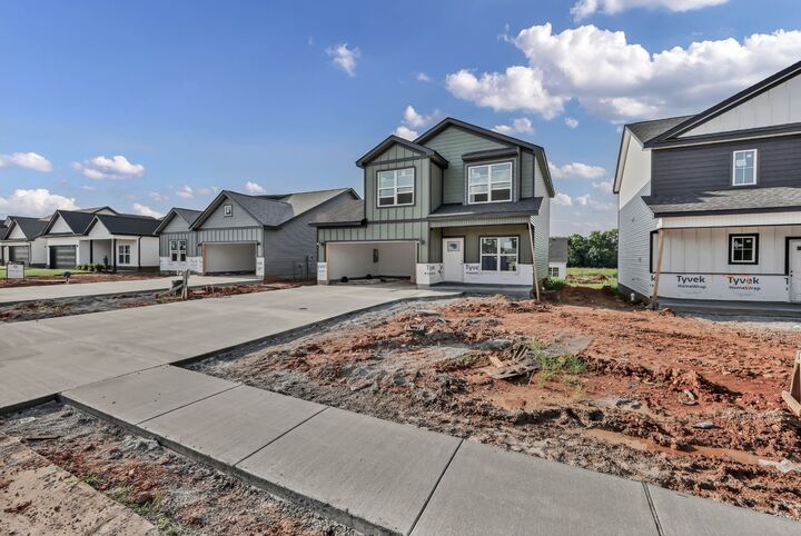 Property Photo:  2712 Brewster Dr  TN 37042 
