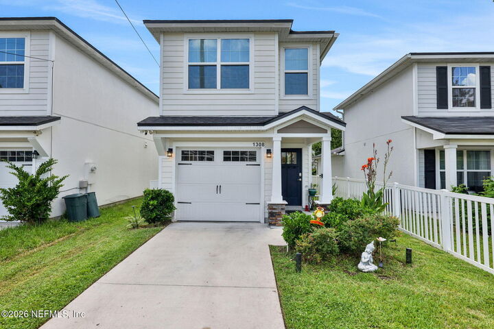 Property Photo: 1308 Mull Street FL 32205
