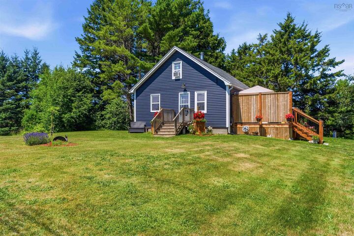 Property Photo: 219 Chemin Ptit Paradis Road NS B0W 3T0