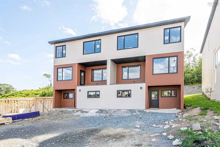 13 Swivel Court — photo 1