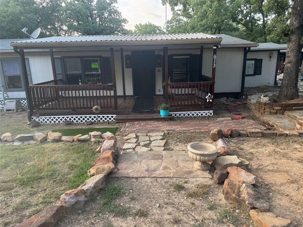 Property Photo:  613 Private Road 4369  TX 75069 