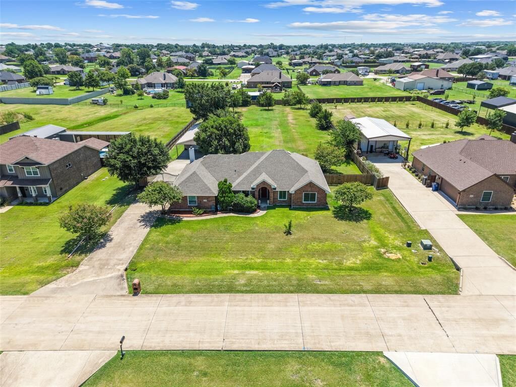 Property Photo: 10154 Country View Lane TX 75126