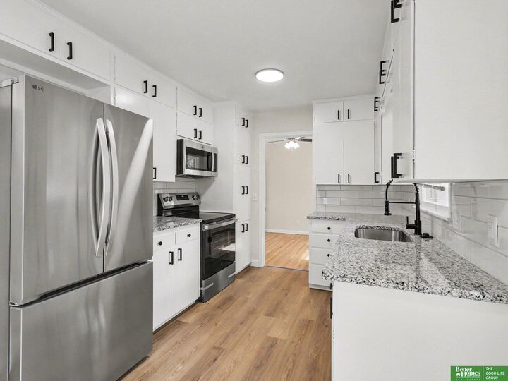 Property Photo:  2042 N 69th Street  NE 68104 