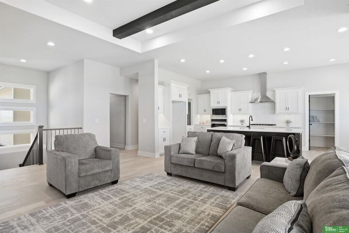 Property Photo:  6523 S 214th Street  NE 68022 