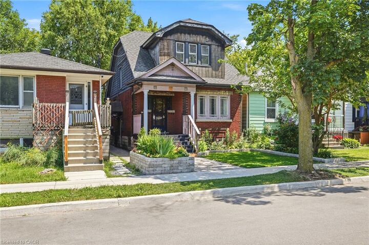 Property Photo:  252 Fairfield Avenue  ON L8H 5H6 