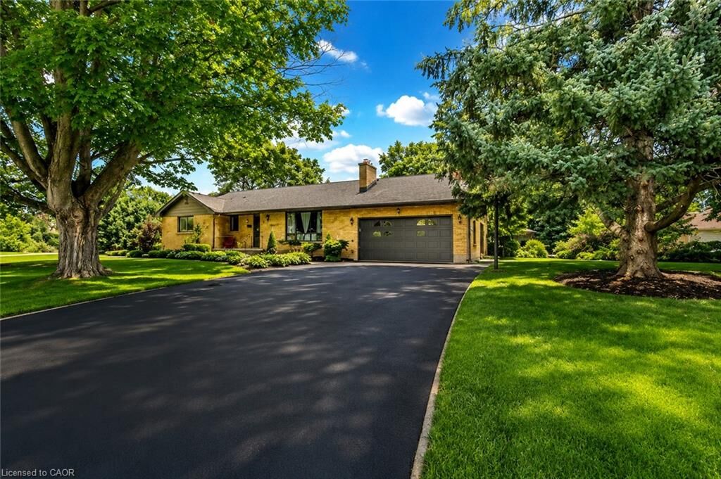 Property Photo:  21 Edgar Drive  ON N6G 1K2 
