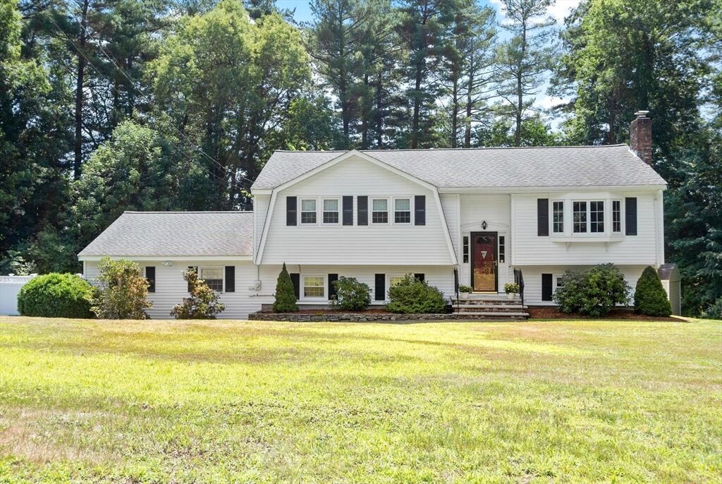 Property Photo:  22 Northgate Rd  MA 01876 