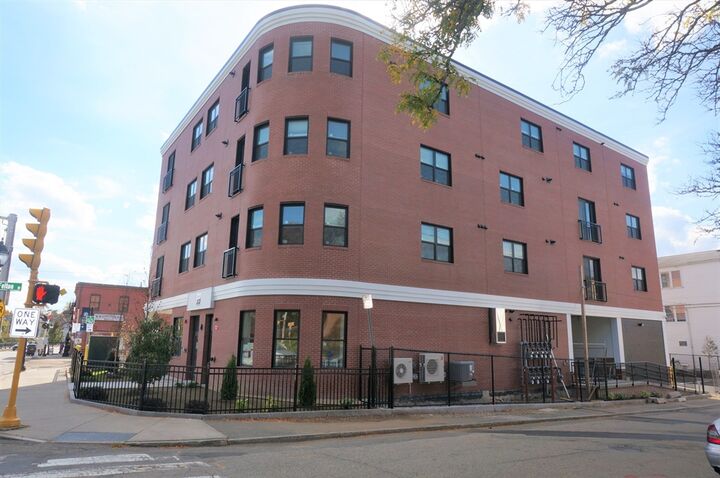 Property Photo: 99 Moody Street 5 MA 02453