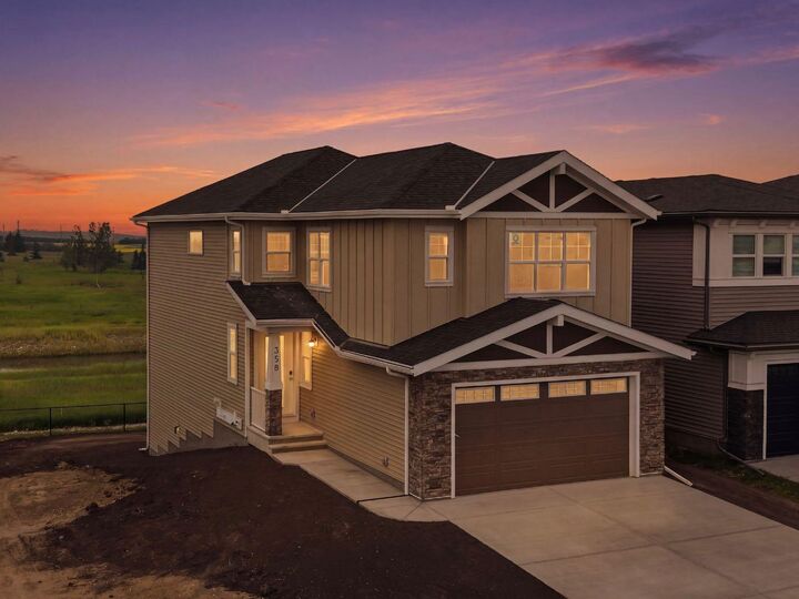 358 Kinniburgh Loop — photo 1