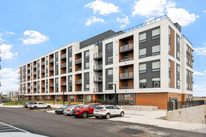 8500 19 Avenue SE 4215 — photo 1