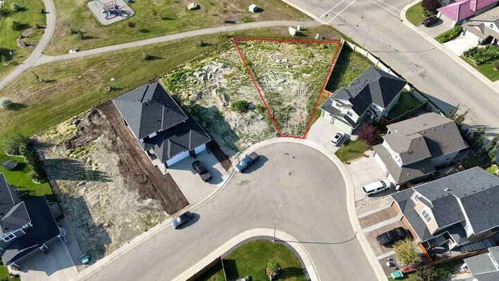 19 Lakes Estates Circle — photo 1