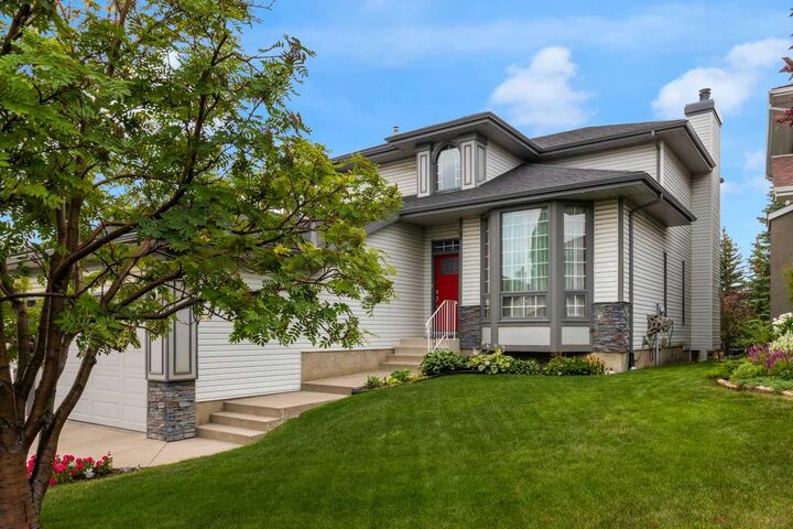 359 Schubert Place NW — photo 1