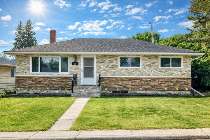 39 Healy Drive SW — photo 1