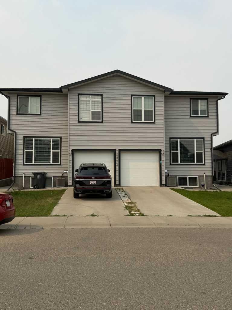 Property Photo:  3922 Sundance Road 3  AB T0L 0V0 