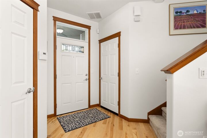 Property Photo:  4525  Helena Avenue SE  WA 98503 