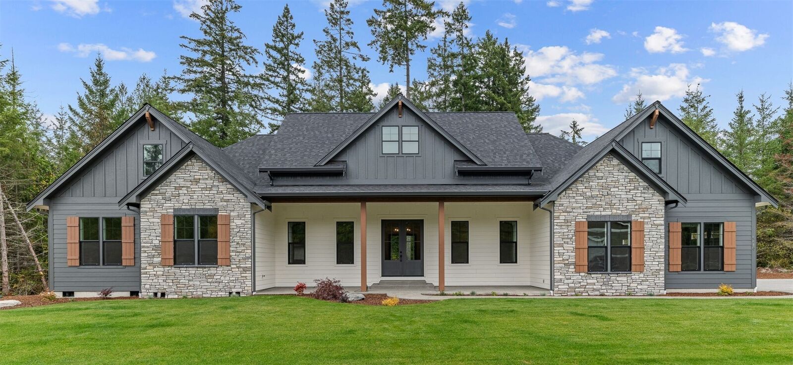 Property Photo:  6410  Shadow Creek Lane NE  WA 98516 