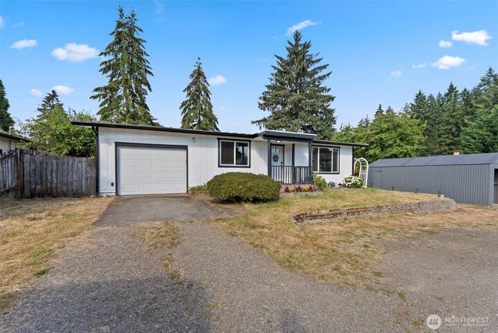 Property Photo:  1713  Madison Street  WA 98584 
