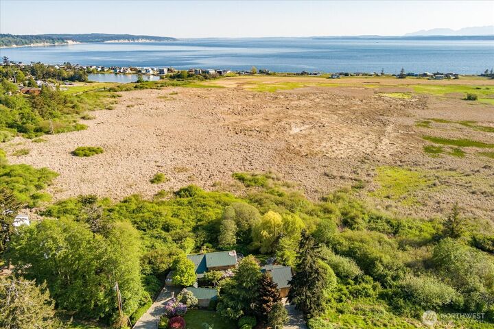 Property Photo:  195  Perry Drive  WA 98239 