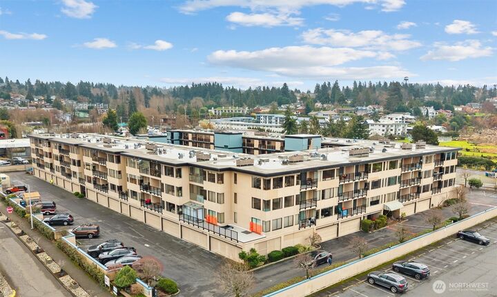 Property Photo:  601 S 227th Street 305S  WA 98198 
