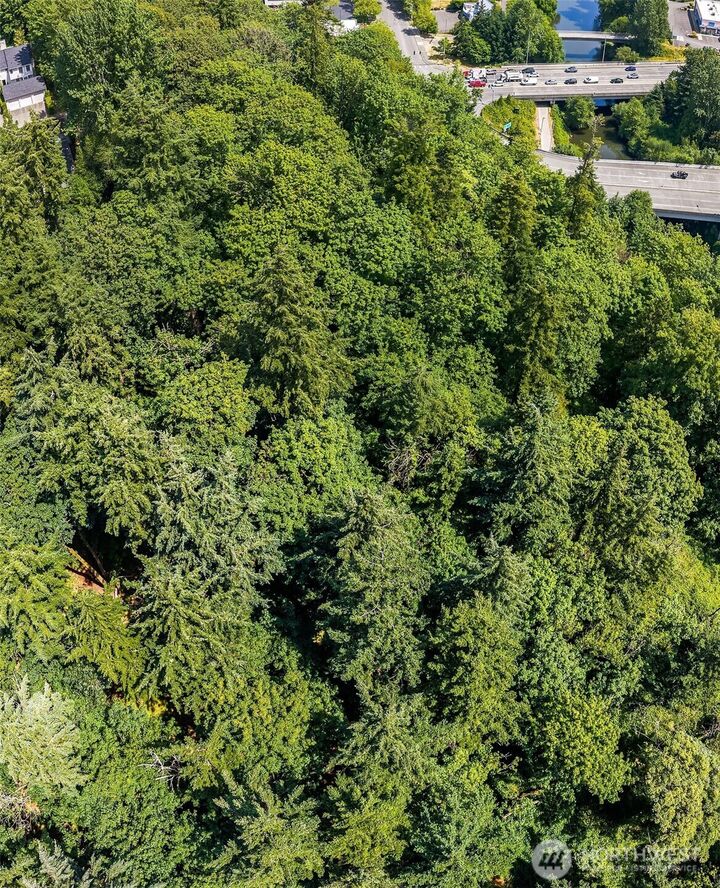 Property Photo:  6600  Southcenter Boulevard  WA 98188 