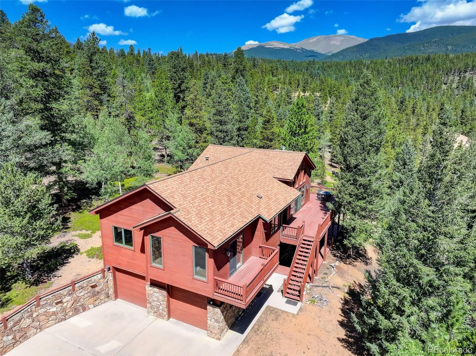 Property Photo:  890 Royal Ridge Drive  CO 80421 