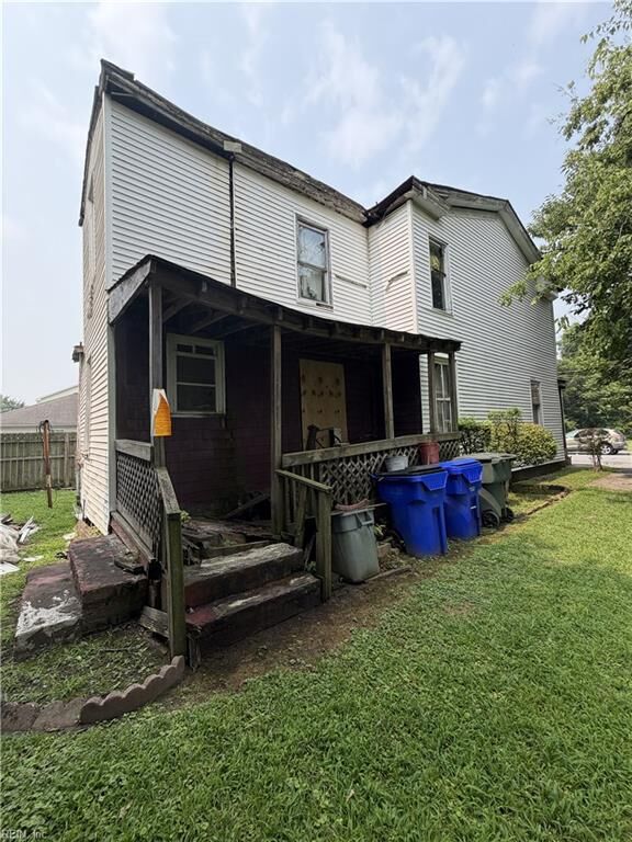 Property Photo:  424 Clifton St  VA 23523 