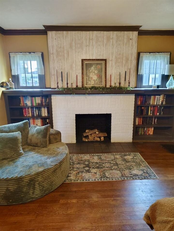 Property Photo: 30 SW 5th IN 47374