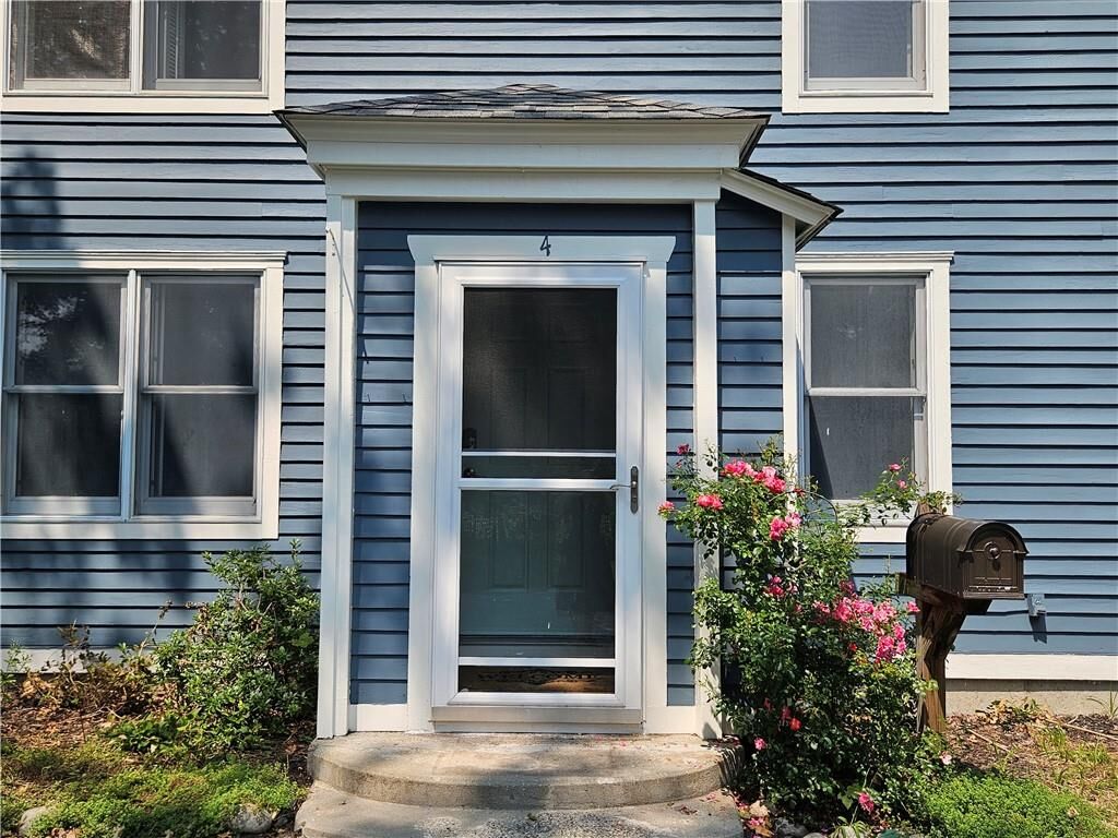 Property Photo: 208 Marlborough Street 4 RI 02818