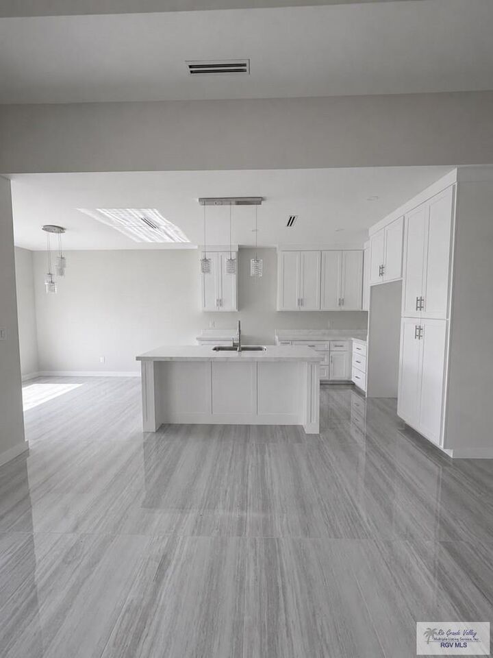Property Photo:  21130 Breedlove St.  TX 78550 