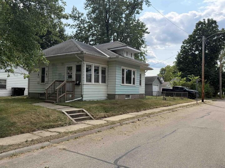 Property Photo:  1734 Fayette Avenue  WI 53511 