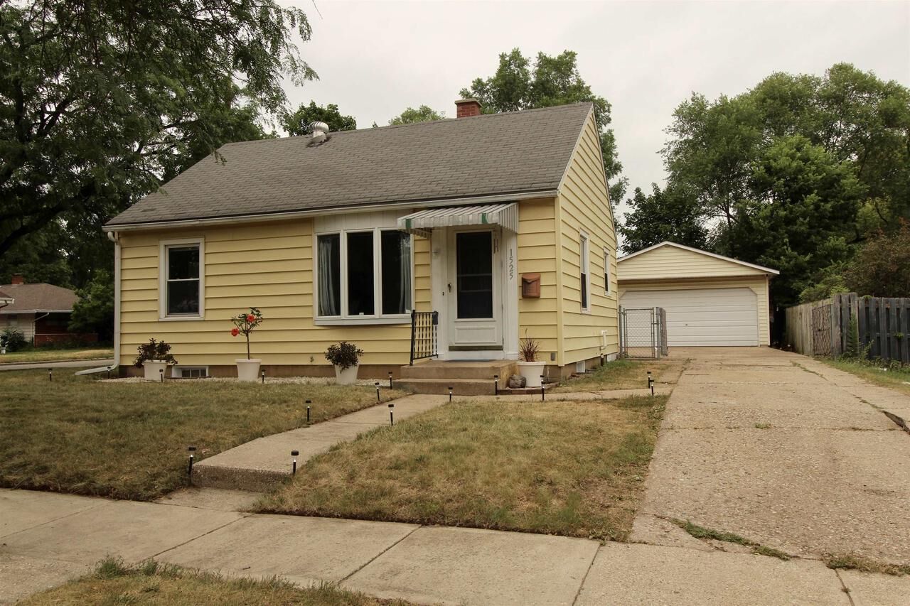 Property Photo:  1525 Merrill Street  WI 53511 