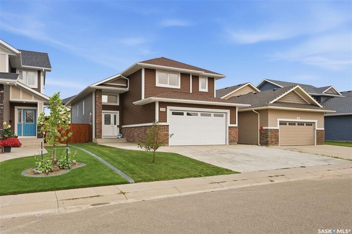 Property Photo:  1135 Pringle Way  SK S7T 0V5 