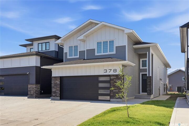 Property Photo:  378 Sharma Crescent  SK S7W 1K8 