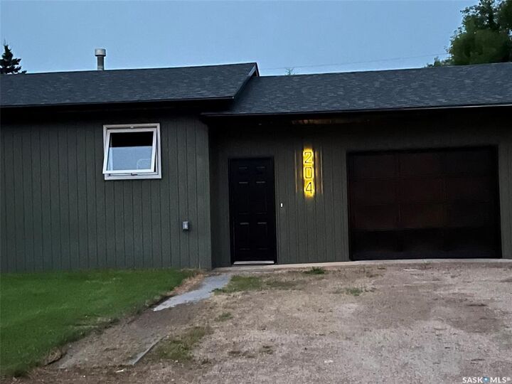 Property Photo:  204 Birch Street  SK S0A 1W0 