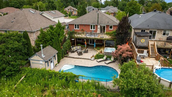 Property Photo:  608 Glen Cedar Crescent  ON L9S 2J4 