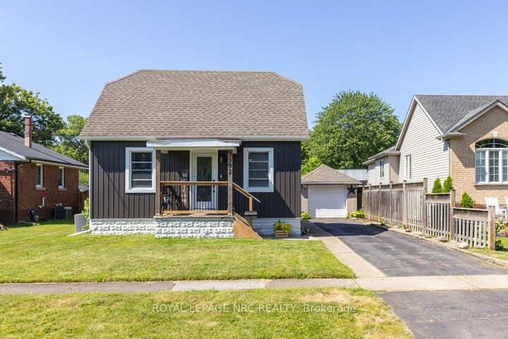 7992 Peter Street — photo 1