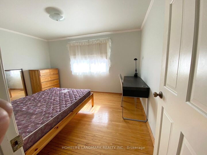 Property Photo: 105 Whitehorn Crescent ON M2J 3B1