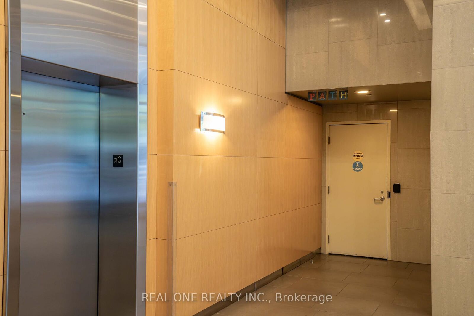 Property Photo:  65 Bremner Boulevard 1207  ON M5J 0A7 
