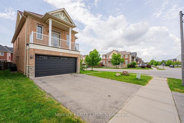 Property Photo: 424 Barber Drive ON L7G 0A5