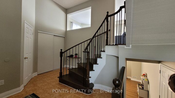 Property Photo:  5535 Glen Erin Drive 65  ON L5M 6H1 