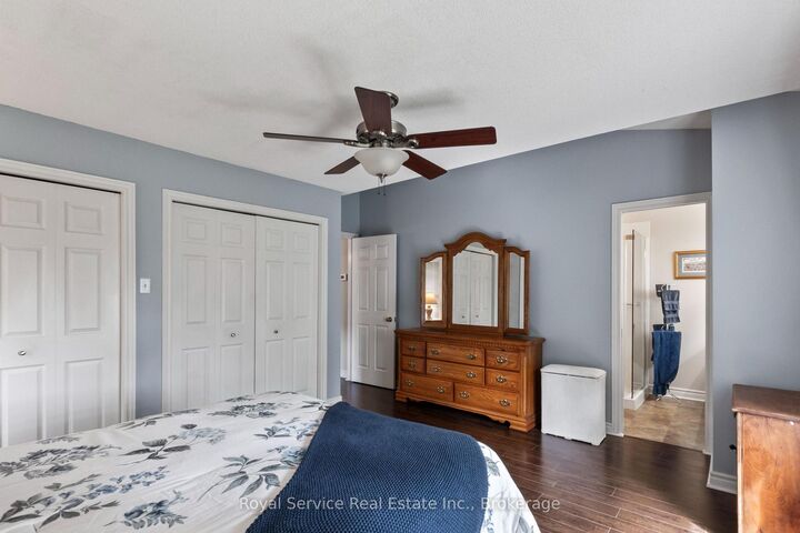 33 Russell Hill Road — photo 1