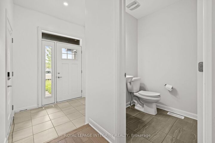 Property Photo:  78 Osler Street  ON K2W 0M1 