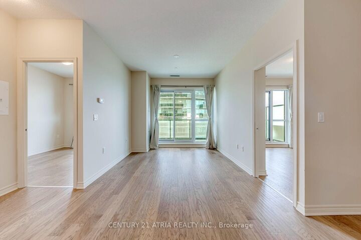 Property Photo:  39 Annie Craig Drive 1512  ON M8V 0H1 