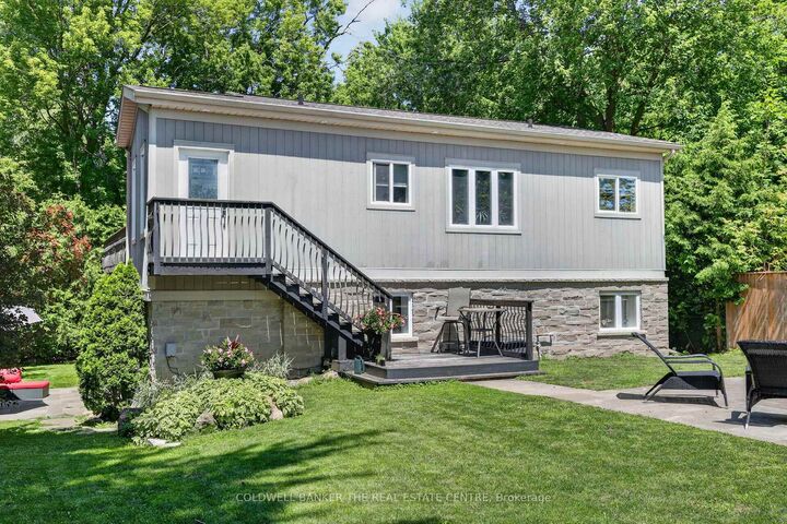 Property Photo: 176 Pleasant Boulevard ON L4P 2S4